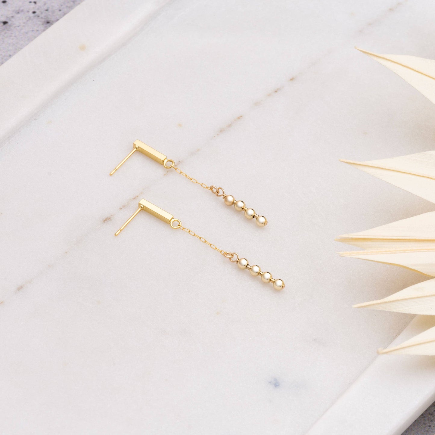 Close Earrings: Standard