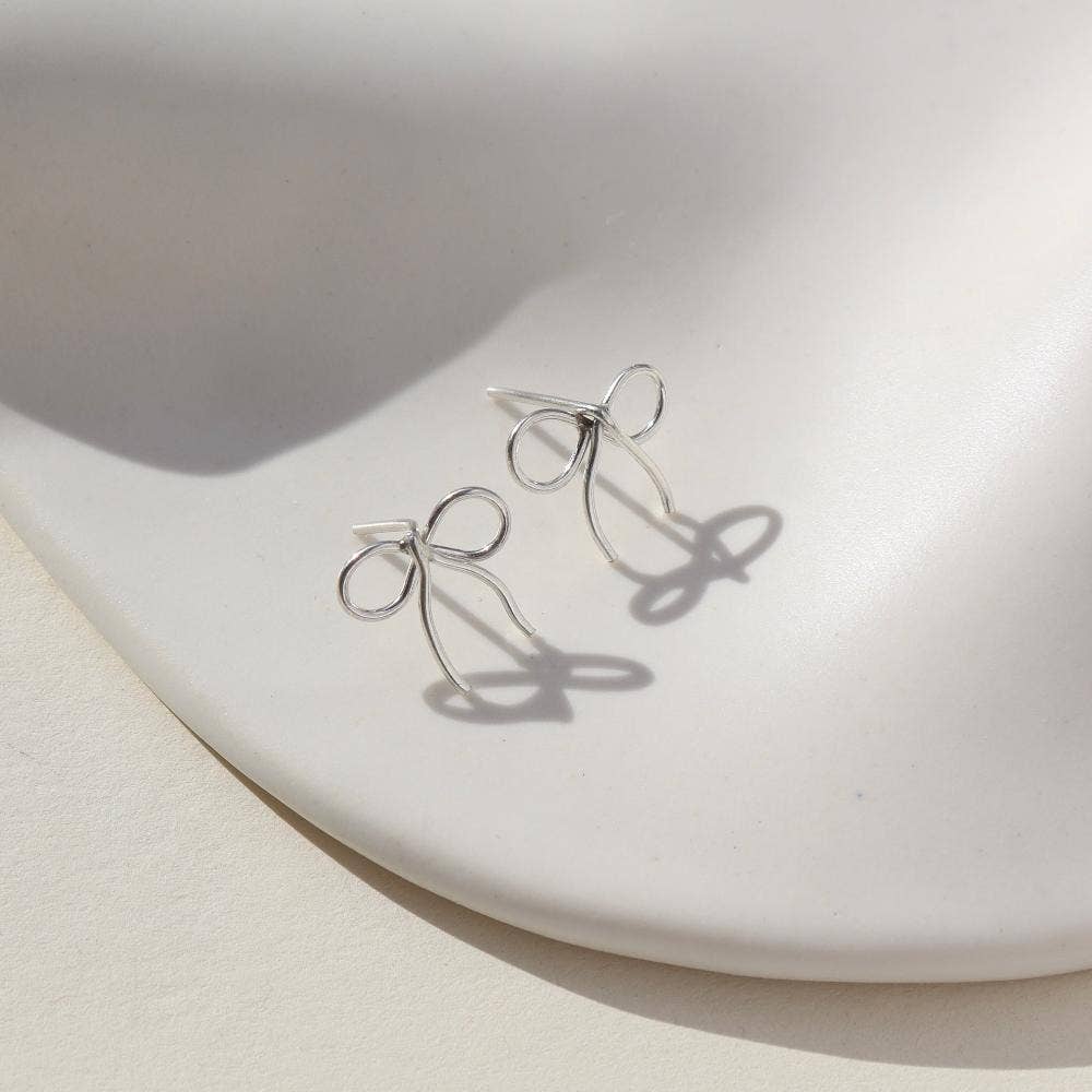Mini Bow Studs in 14k Gold Fill