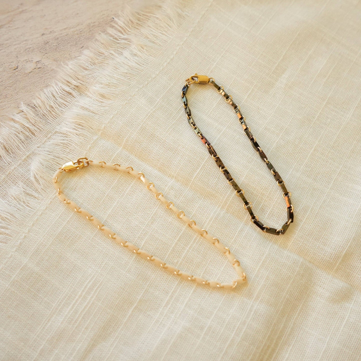 Grace Bracelet: Peach Luster / 6"