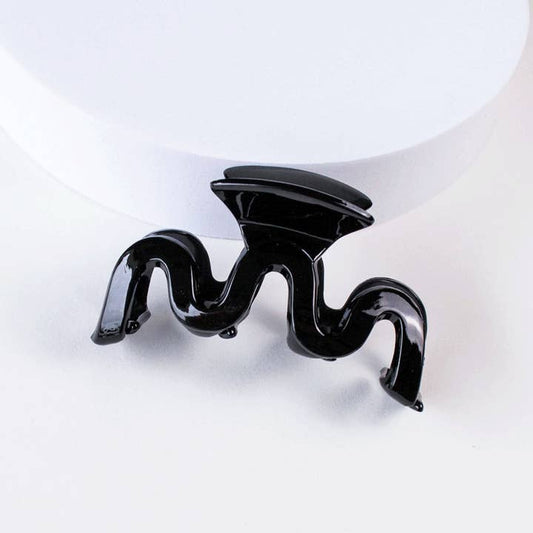 Glossy Waves Hair Claw Clip: Black