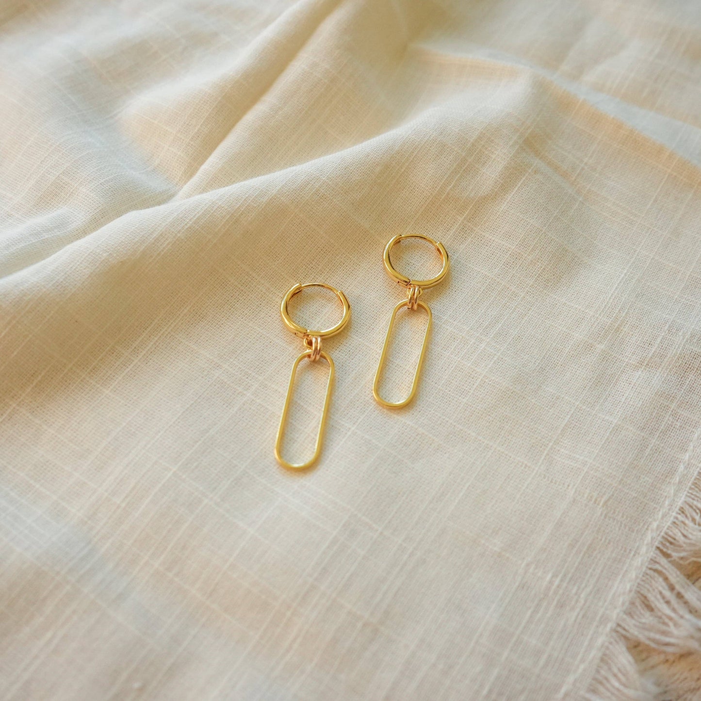 Reach Earrings: Standard