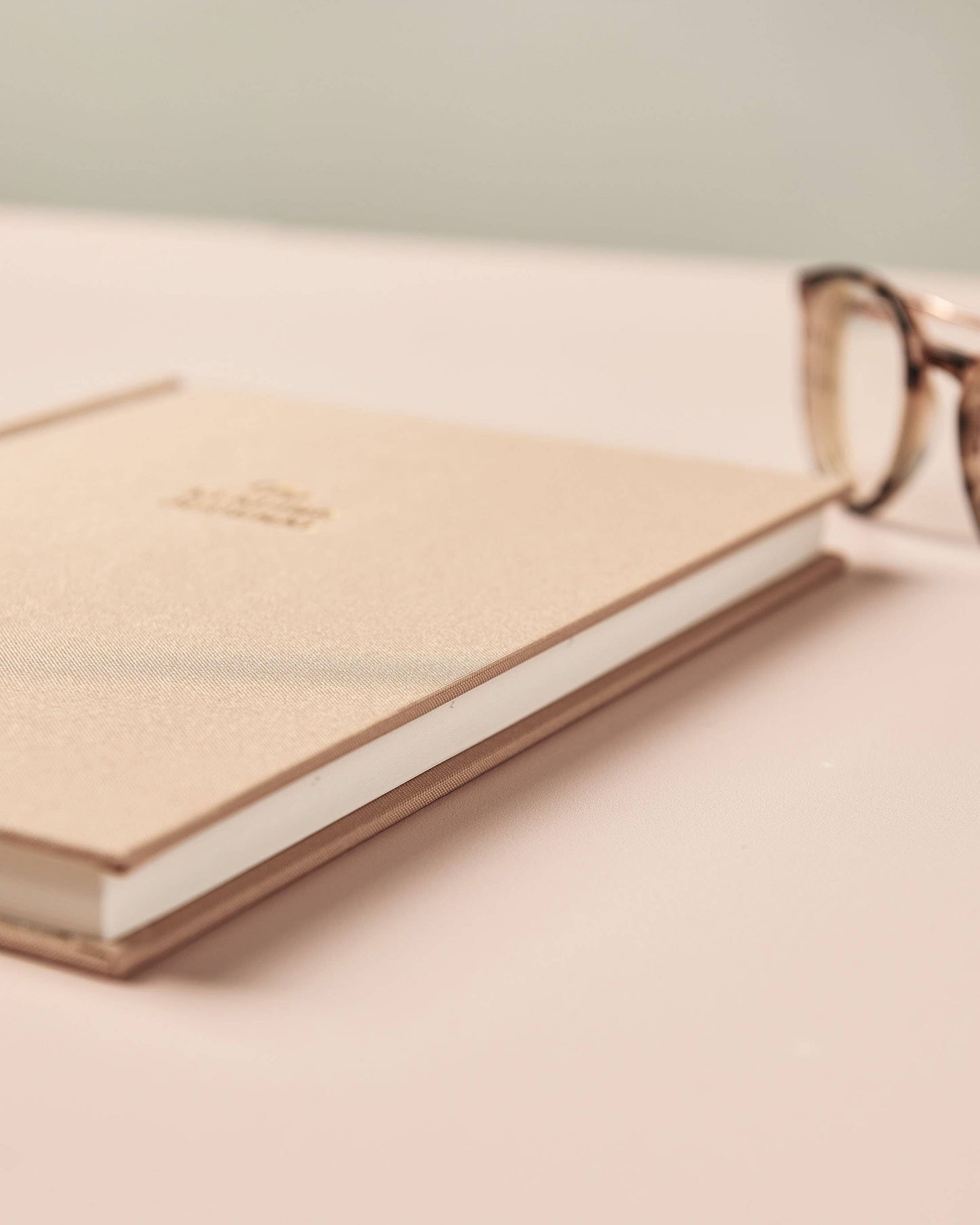 Reading Journal (Original): Beige