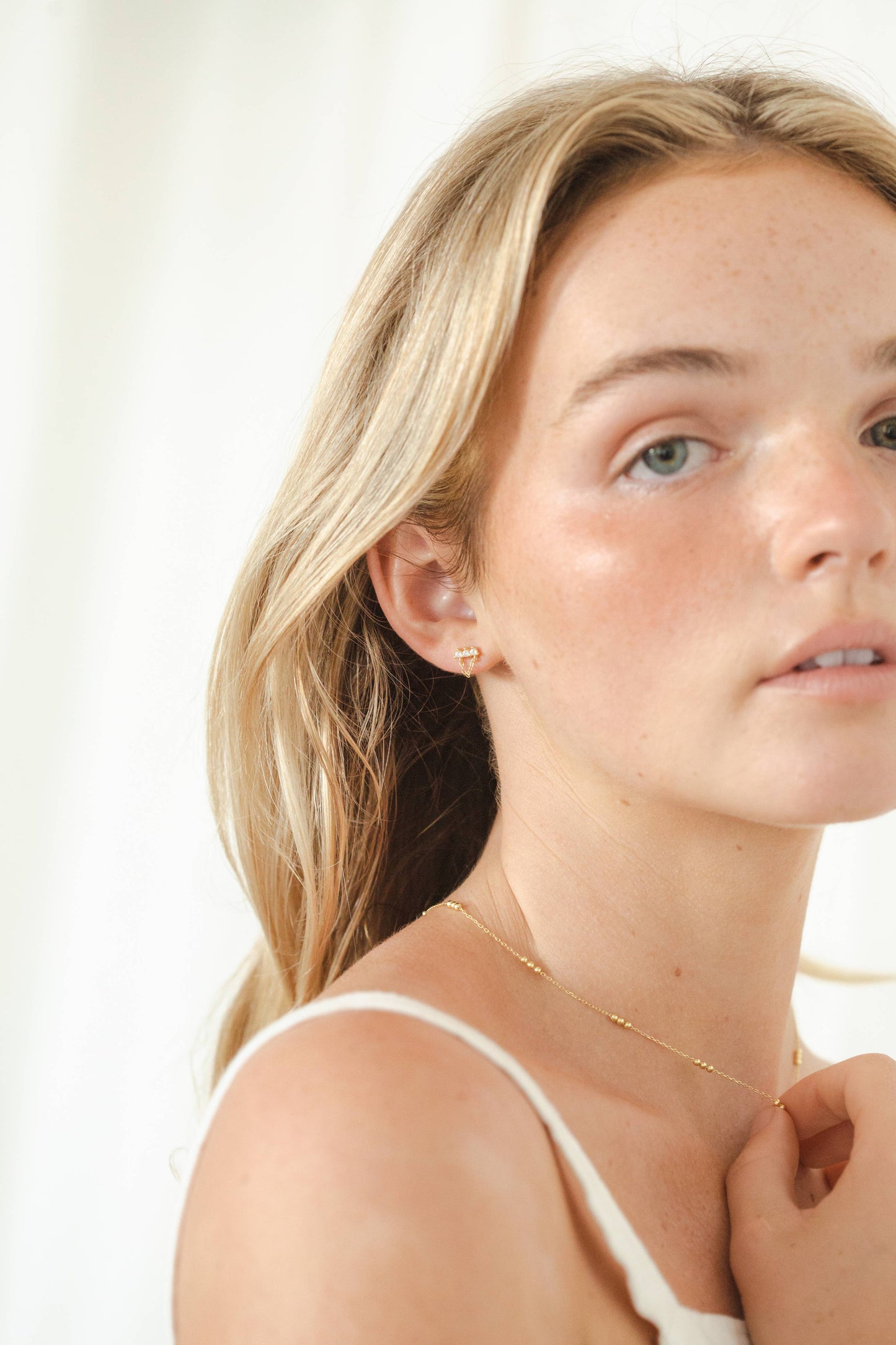 Lou Gold Chain Stud Earrings