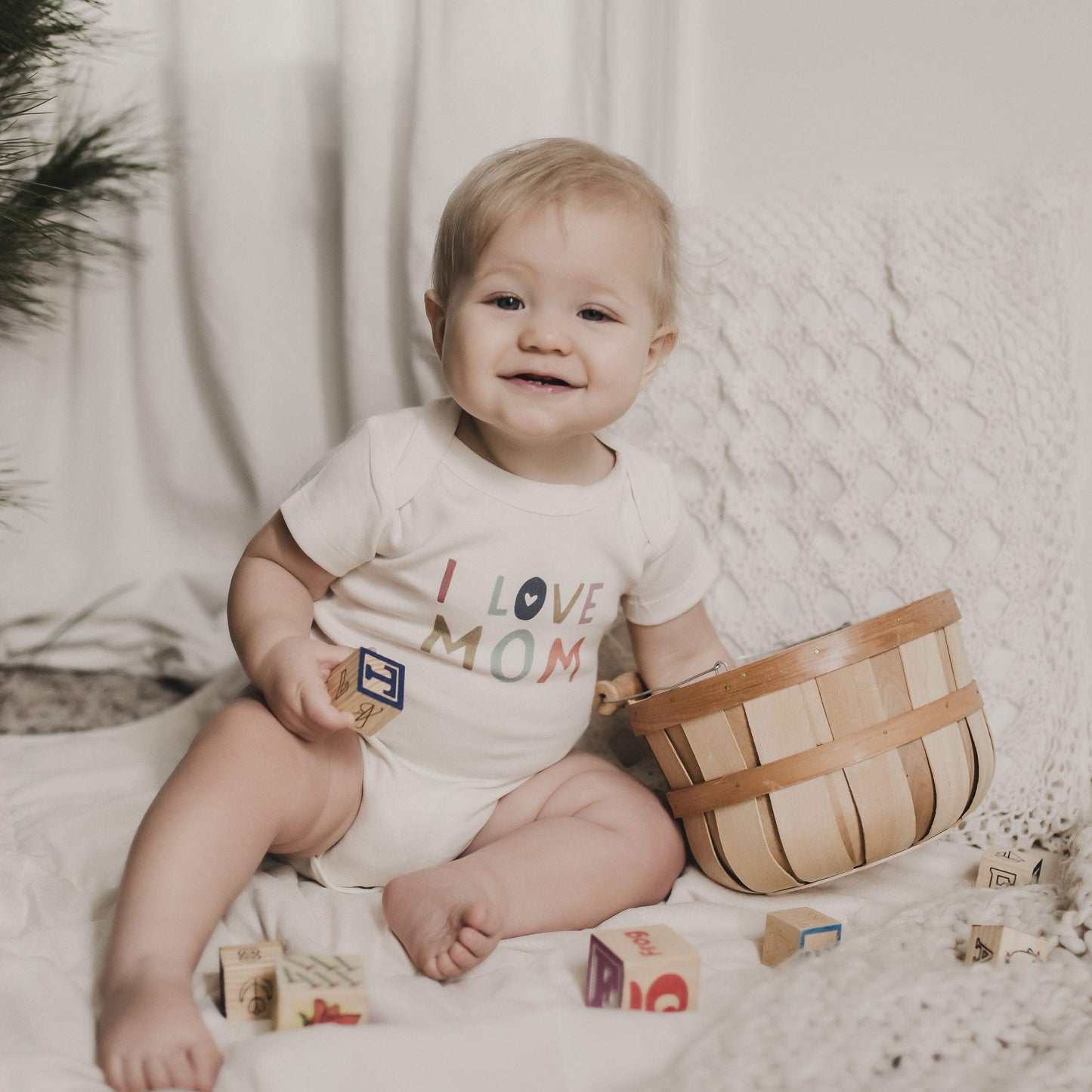 Love Mom Baby Bodysuit | 9-12M