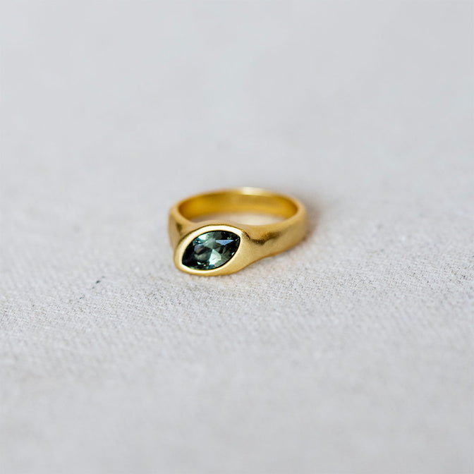 Roya Ring | 8