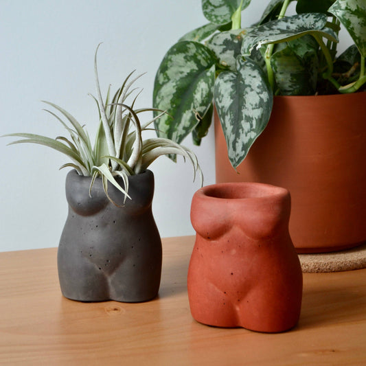 Solid Color Female Body Vase / Planter: Tan / With Drainage