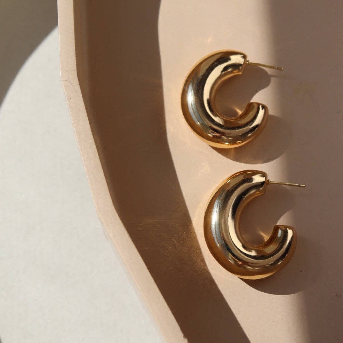 Valerie Hoops: 14k Gold Fill